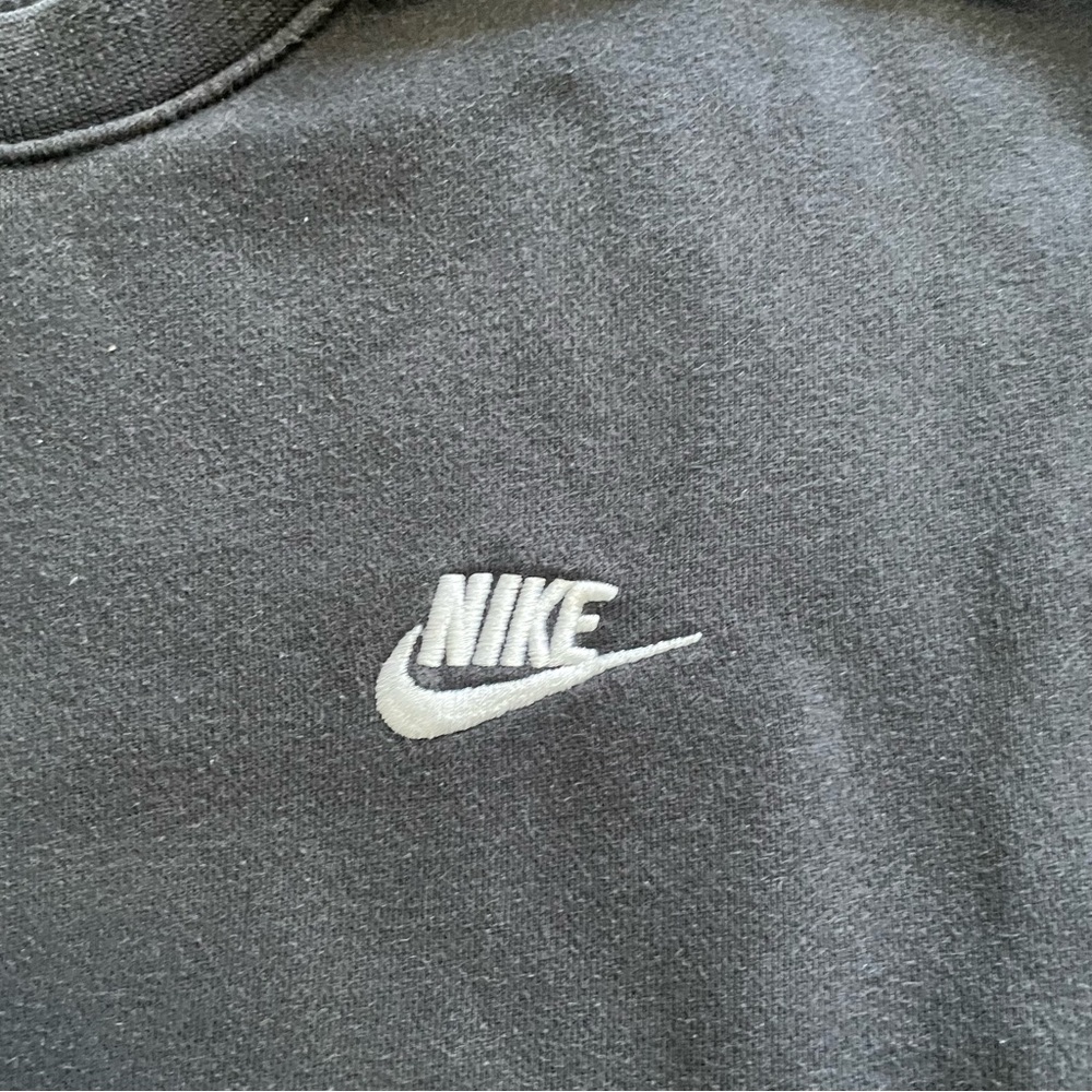 Nike Black Sportswear Club Fleece Unisex Sweatshirt - Picture 7 of 12